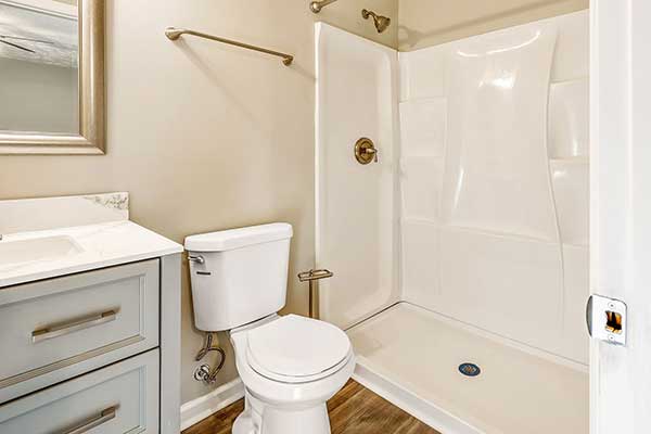 Modern Bathroom Remodeling Service